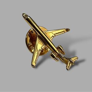 Ballou Gold Tone Collectible Jet Airplane Lapel Pin 1”